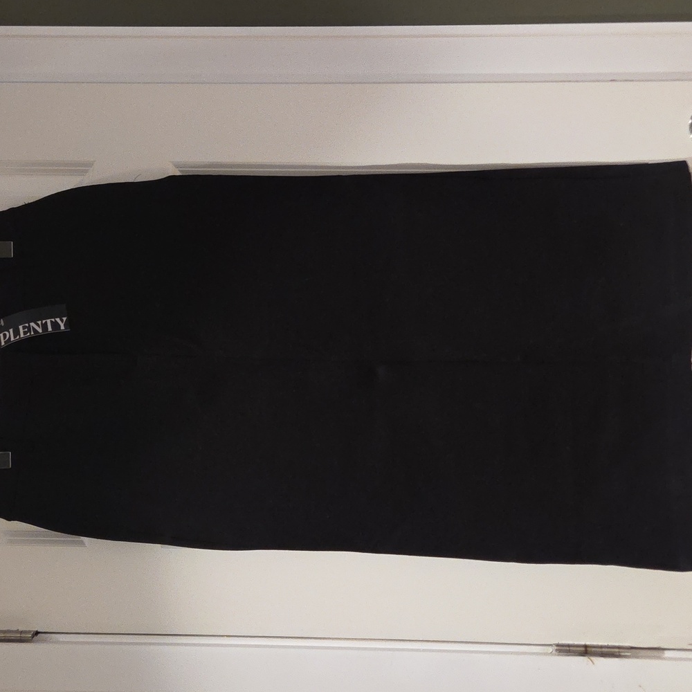Plenty - Black Skirt
